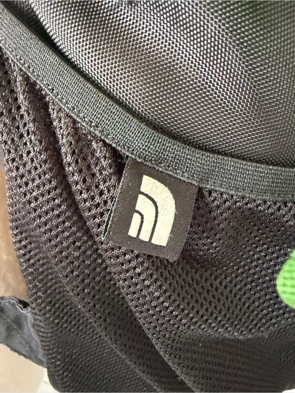 North Face Wasatch Large Black & Green Men's Backpack